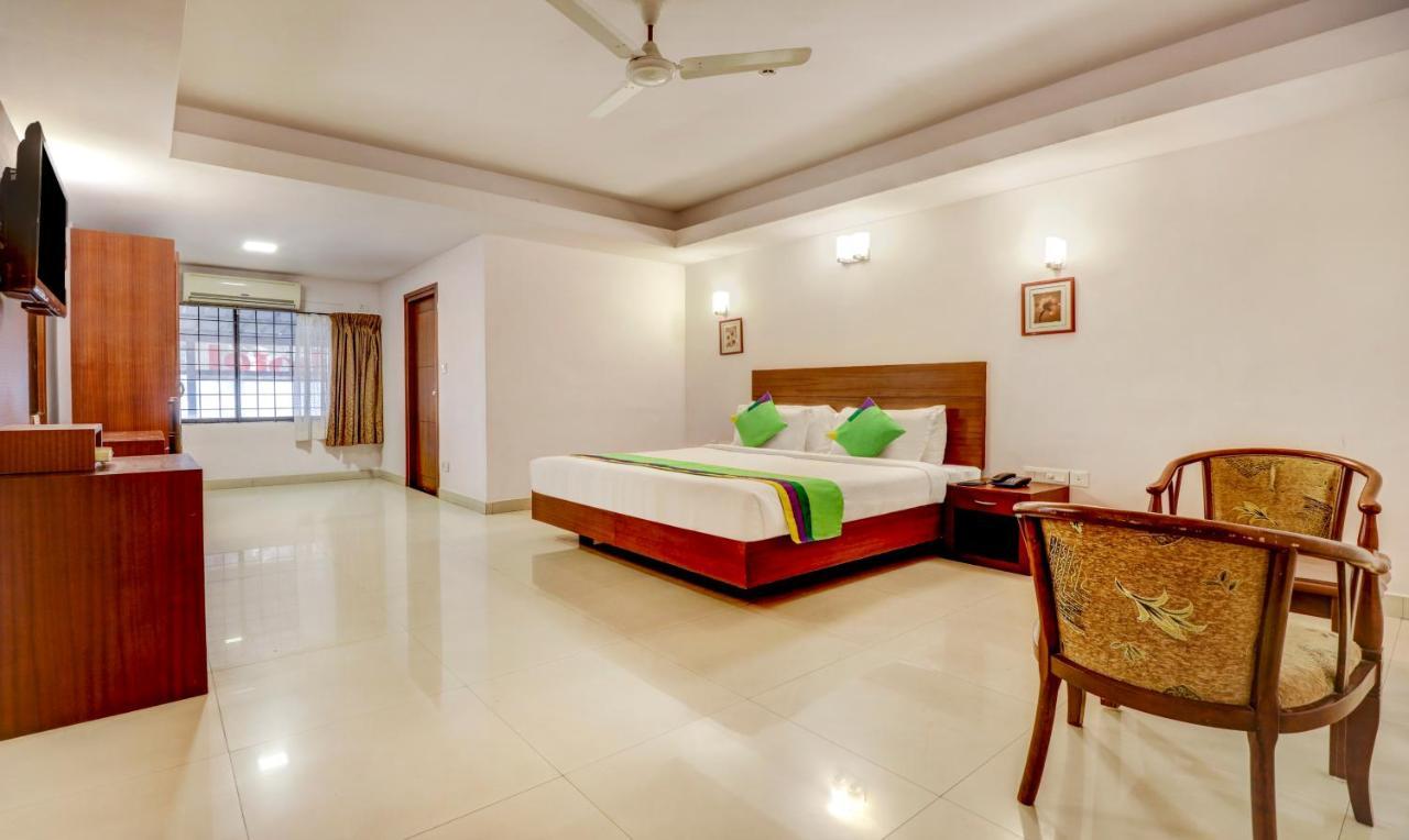 Treebo Trend Central Hotel Museum Road Thrissur Exterior photo