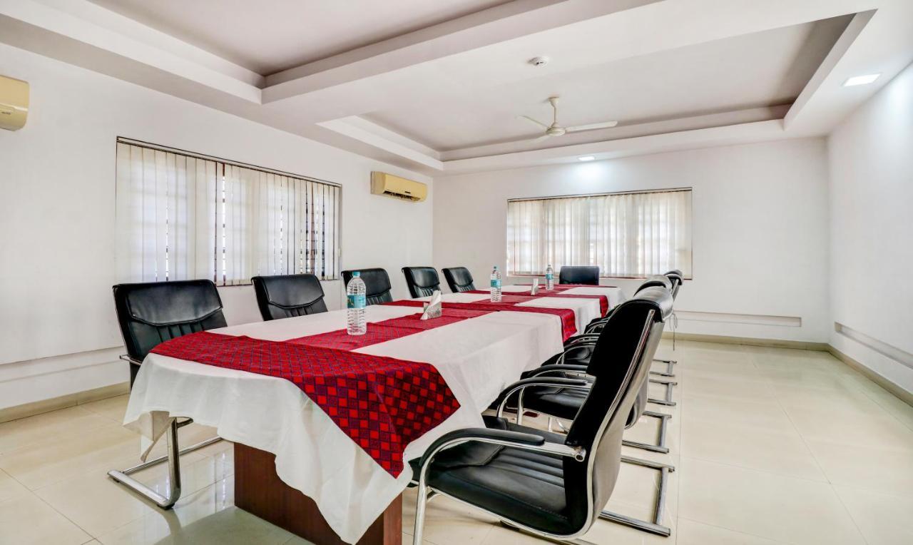 Treebo Trend Central Hotel Museum Road Thrissur Exterior photo
