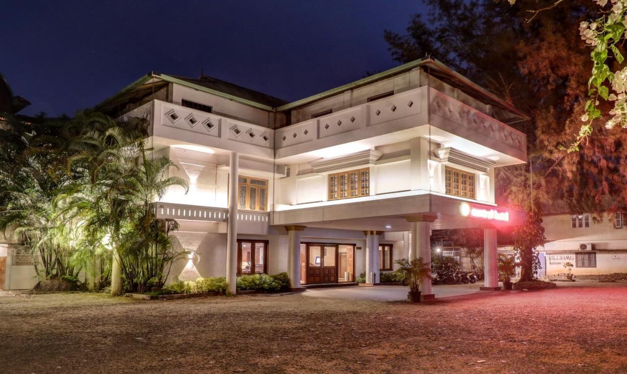 Treebo Trend Central Hotel Museum Road Thrissur Exterior photo